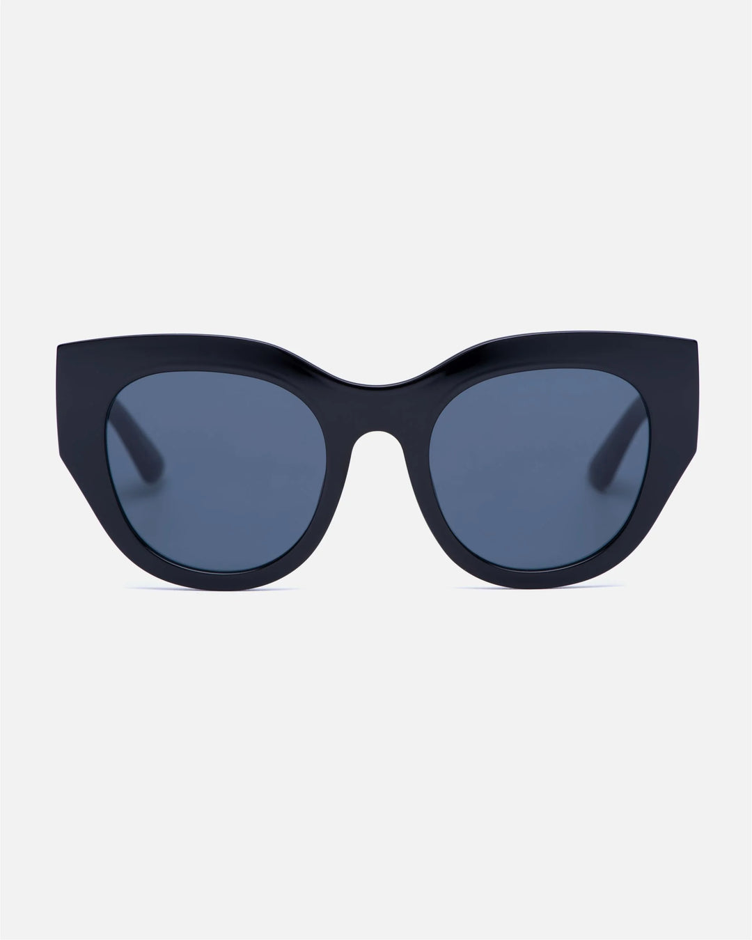 innsol Lilly oversized cat eye sunglasses with chunky temples with gloss black frame and gray UV400 lenses
