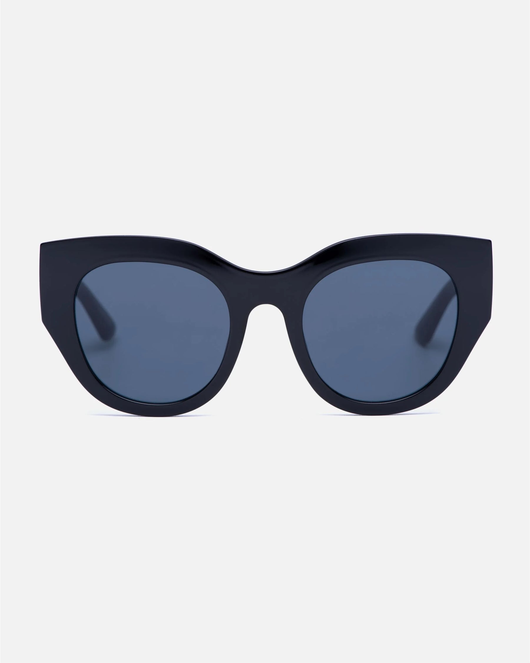 innsol Lilly oversized cat eye sunglasses with chunky temples with gloss black frame and gray UV400 lenses